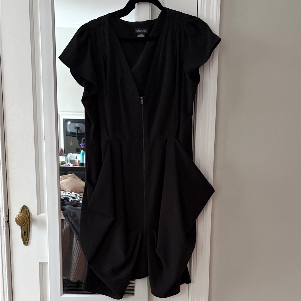 City Chic Black Flutter Sleeve Mini Dress